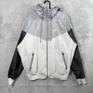 Nike Men's Windrunner Jacket Size Medium Black/White Lightweight Full Zip